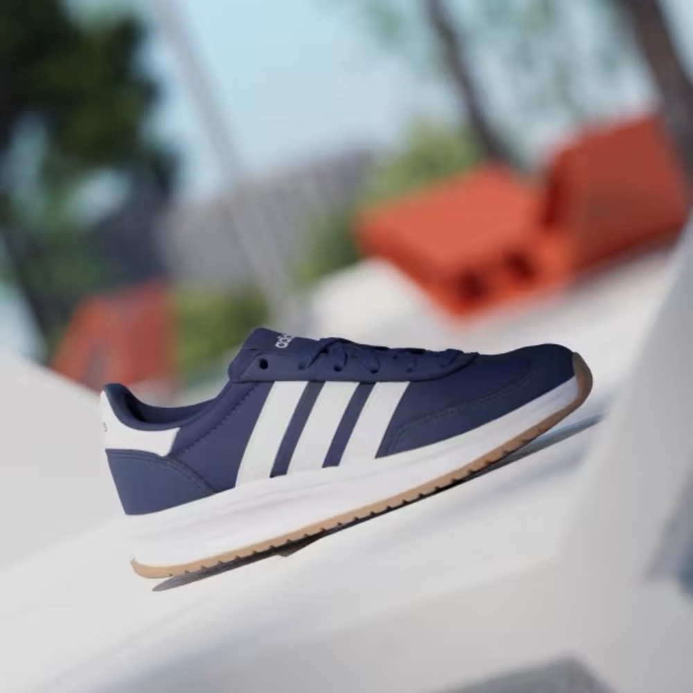 Adidas Run 70’s Navy Kid’s Shoes NEW Size 5.5